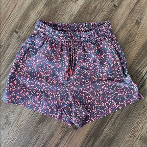 Athleta Girl Pink and Gray Patterned Shorts